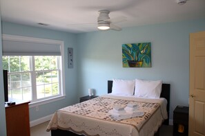 5 slaapkamers, een strijkplank/strijkijzer, gratis wifi, beddengoed