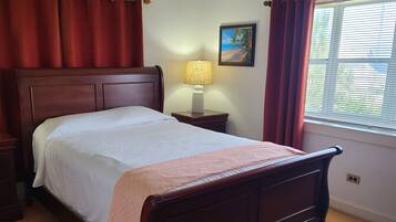 5 chambres, coffres-forts dans les chambres, fer et planche Ă repasser