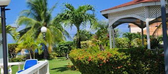 Elegant Hill Sea View Villa , Ocho Rios  Jamaica.
Ocean  View /Relaxing