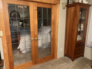 2 habitaciones, tabla de planchar con plancha y wifi gratis 