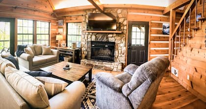 La cabine BLUE RIDGE chez Pinnacle ... Votre parfaite escapade Ă la montagne attend!