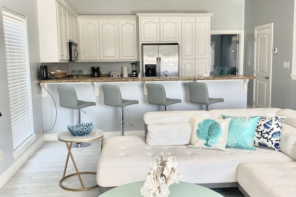 Smart TV, DVD player, ping pong, streaming services