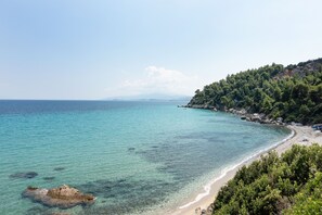 Chaise longue, serviettes de plage