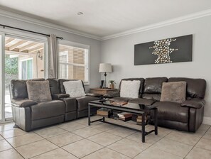 Smart TV, Netflix, streaming services