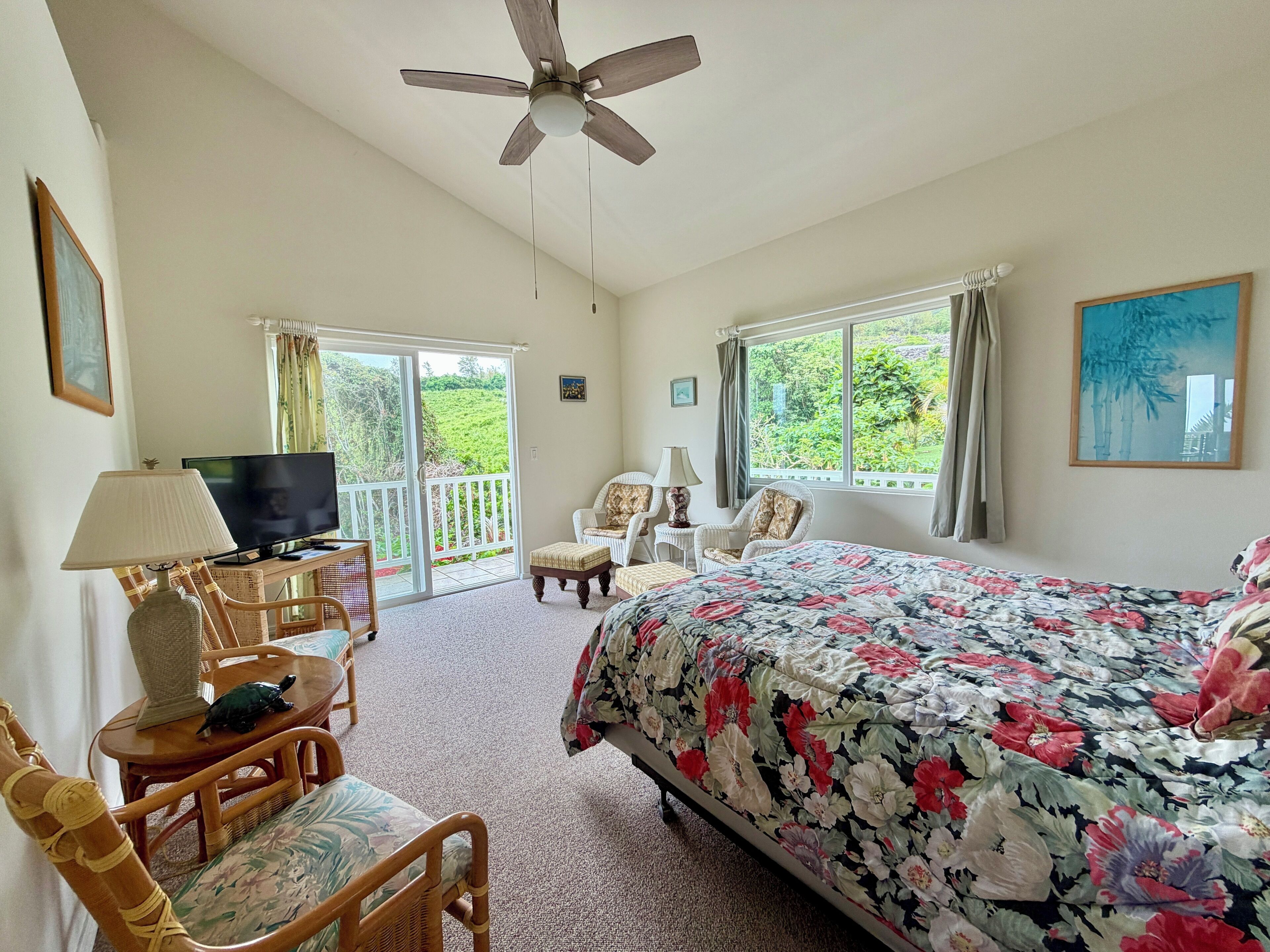1 bedroom, desk, iron/ironing board, WiFi (free)