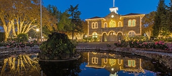 Cottage Sonoma - Includes Wine Tasting Passport