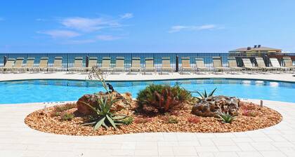 Gran condominio frente al mar