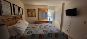 2 bedrooms, iron/ironing board, free WiFi, bed sheets - Amazing Ocean Front Retreat on the Beach in Daytona Beach Shores - 2 Bedroom (Daytona Beach Shores)
