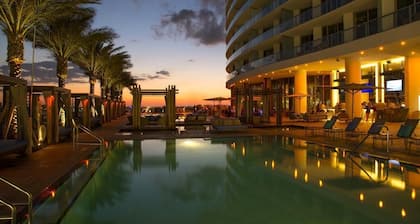 Escape to Luxury- Beautiful One-Bedroom Ocean View Retreat at LYFE Resort!