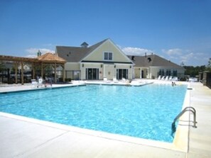 Indoor pool, outdoor pool - Gorgeous Home in OC: Pools, Kayak, Fishing Pier, 5min to beach & Boardwalk, Golf (Berlin)