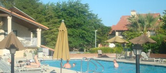 'Modern Feel! Wonderful Location! And a Great Price, too!