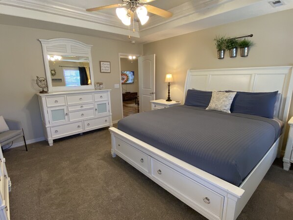 3 bedrooms, iron/ironing board, travel crib, free WiFi