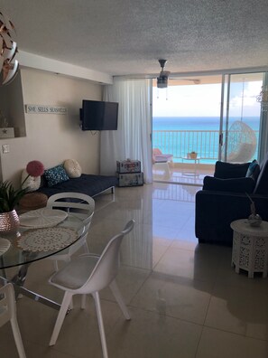 Smart TV, fireplace, video games, DVD player