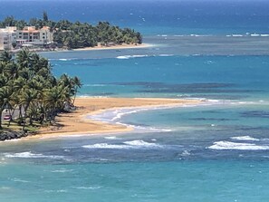 On the beach, sun-loungers, beach towels - OCEAN VIEW GORGEOUS 1 BEDROOM CONDO APT A MILLION DOLLAR VIEW.5stars☀️BEST APT (Luquillo)