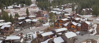 Retreat at Lewis Ranch: Walk to Lift, Private Hot Tub, Shuttle, Gas Grill