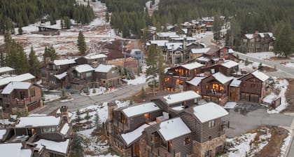 Retkeily Lewis Ranchilla: Kävele hissiin, oma poreallas, kuljetuspalvelu, kaasugrilli