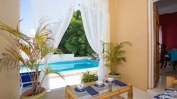 Outdoor pool, sun loungers