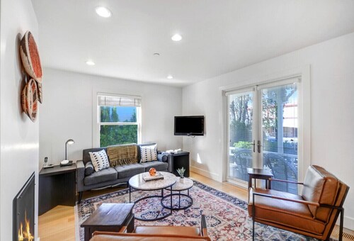 Auberge Sonoma *North Suite* - w/ The Sonoma Insider`s Pass