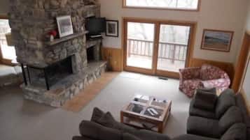 Smart TV, fireplace, video games, DVD player