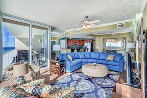TV, video games, DVD player - Gorgeous Views! July 13 - 16th Open! (Panama City Beach)