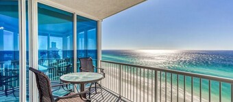 Gorgeous Views! Mar 8 - 19th open!