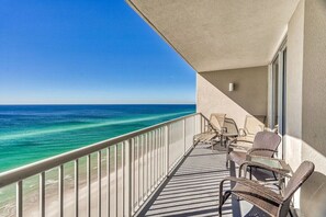 Property grounds - December Special! Corner wraparound views! (Panama City Beach)