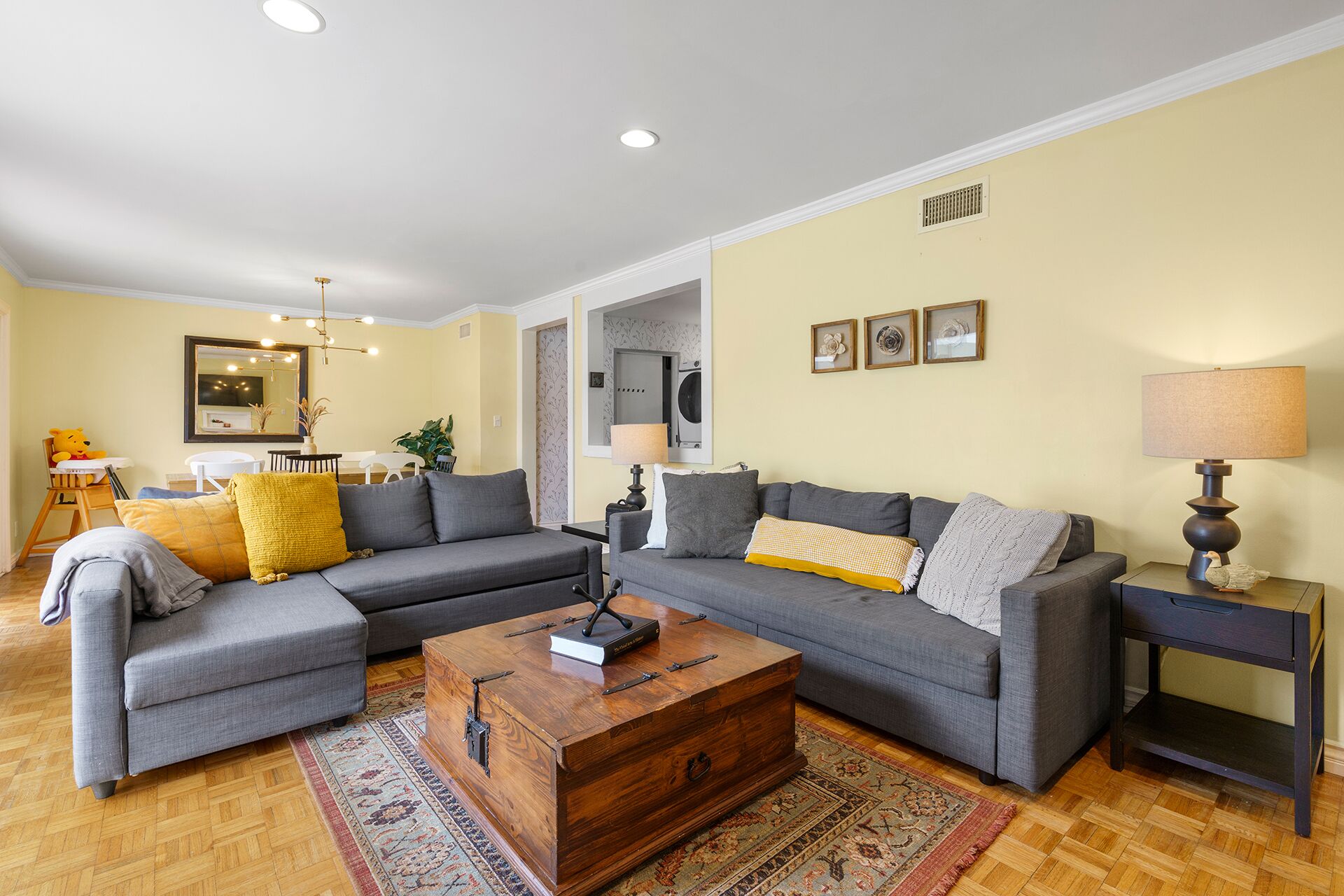 Optional Heated Pool,  Remodeled House! Just 2 Blocks To Disneyland - Anaheim, CA