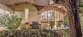 Unique house with air con, wine country, pool 18x5, close Avignon