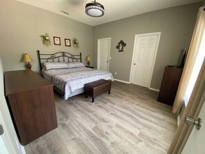 3 habitaciones y caja de seguridad en la habitación 