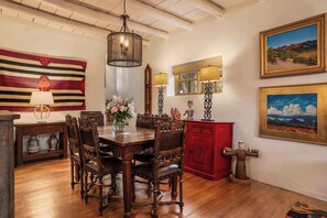 Dining - Incredible Location, Hot Tub, Roof Deck (Santa Fe)