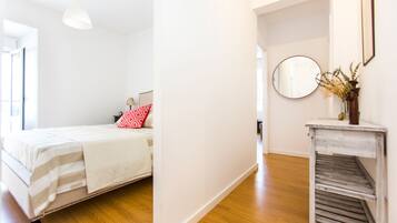 2 bedrooms, iron/ironing board, travel crib, free WiFi