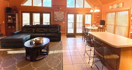 Nolin Lake Water Front Home - 30 minuutin päässä Mammoth-luolasta