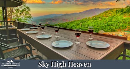 AMAZING Mt LeConte & Ober VIEWS! 2 Masters! 3 Fireplaces - Sky High Heaven