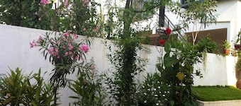 ErittÀin moderni bungalow Jakkurissa