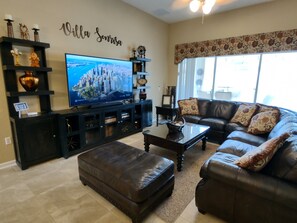 Televisión, videojuegos, reproductor de DVD y servicios de streaming 