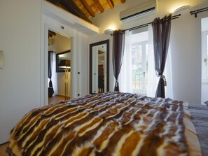 2 chambres, accès à Internet, literie fournie