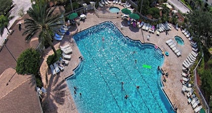 Luxury Condo Steps to Disney, Gated Resort Perfect Location, Free WIFI & Parking