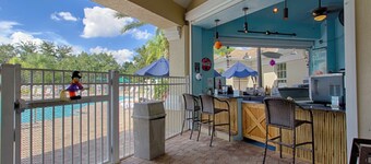 Pasos hacia el condominio de lujo de Disney, complejo cerrado, ubicación inmejorable, Wi-Fi gratuito y más