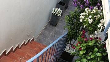 Enceinte de lâhĂ©bergement