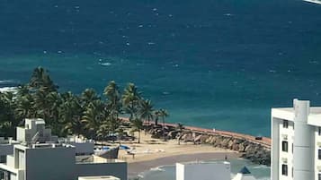 Vlak bij het strand, strandlakens