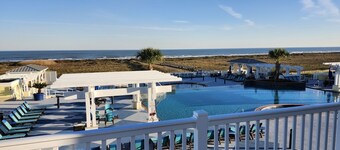Beach Villa sur le golfe du Mexique, à côté du Pointe West Beach Club, Hot Price