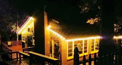 TOP RATED BASS LAKE - YOSEMITE GETAWAY ONE BLOCK FROM LAKE.