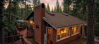 TOP RATED BASS LAKE - YOSEMITE GETAWAY ONE BLOCK FROM LAKE.  