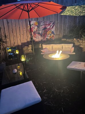 Terrace/patio - Private Enchanted Garden (Oceanside)