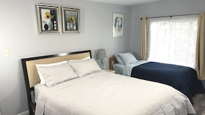 2 bedrooms, desk, iron/ironing board, free WiFi