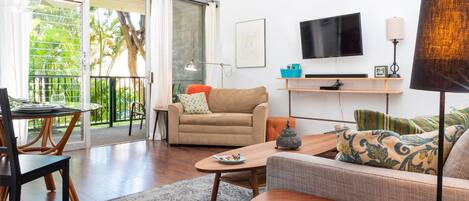 Smart TV, books