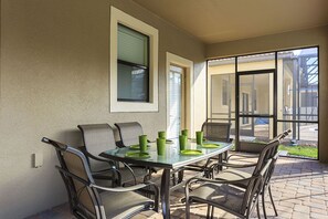Outdoor dining