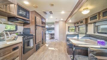 Mikroaaltouuni, liesi