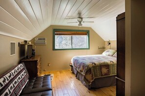 1 Schlafzimmer, Schreibtisch, Bügeleisen/Bügelbrett, kostenloses WLAN