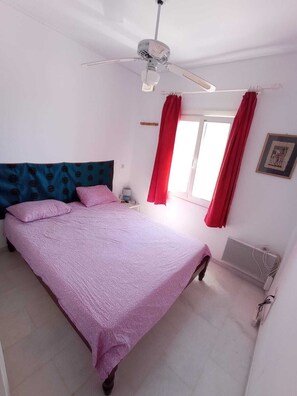 2 Schlafzimmer, Bügeleisen/Bügelbrett, WLAN, Bettwäsche